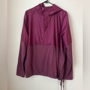 Under Armour 2XL Burgundy Hooded Half Zip Pullover Lightweight Athleisure Top